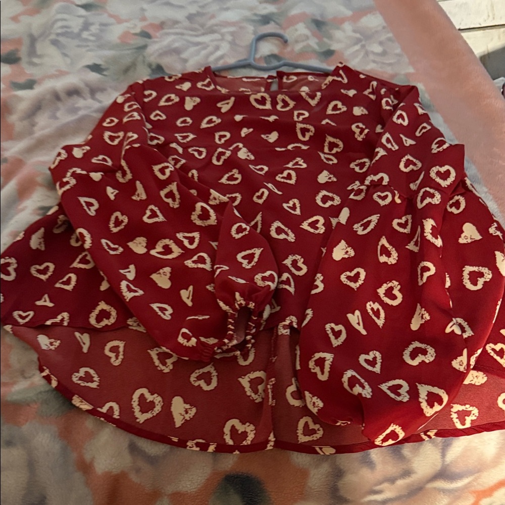 Chic Red Heart Women's Shorts